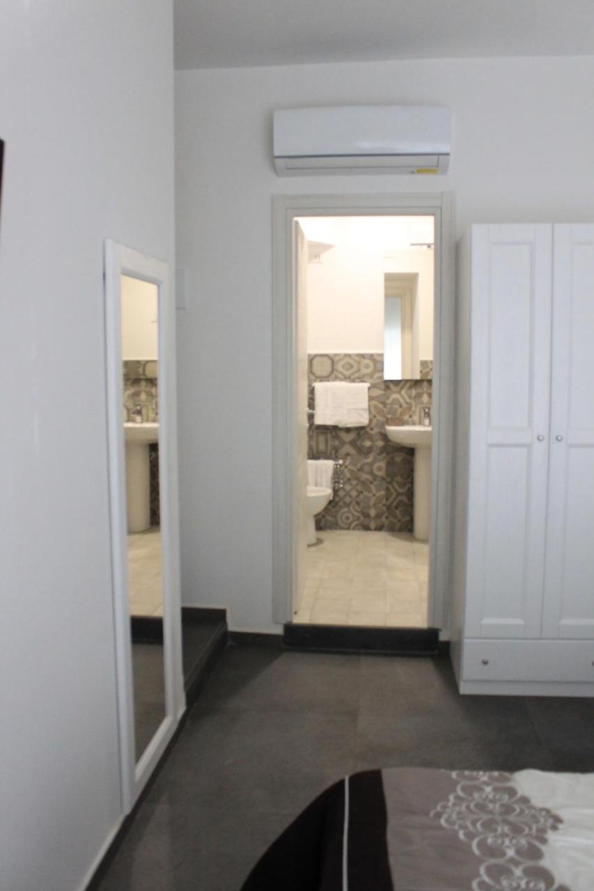 B&B Alambrado Rooms & Suites Napoli Exterior foto